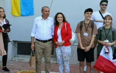 Wsp&oacute;lne zdjęcie nauczycieli Erazmus w Turcji.