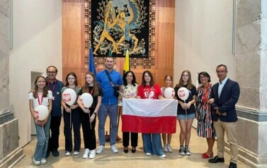 Wsp&oacute;lne zdjęcie polskich uczni&oacute;w w Portugalii.